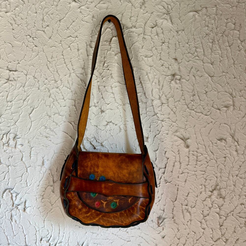 Hand Tooled Leather Crossbody Bag Boho Western Purse | Vintage Style Brown - Picture 4 of 9